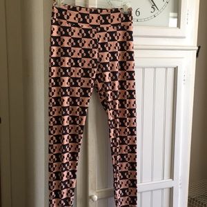 Lularoe Disney mickey Minnie Mouse pants